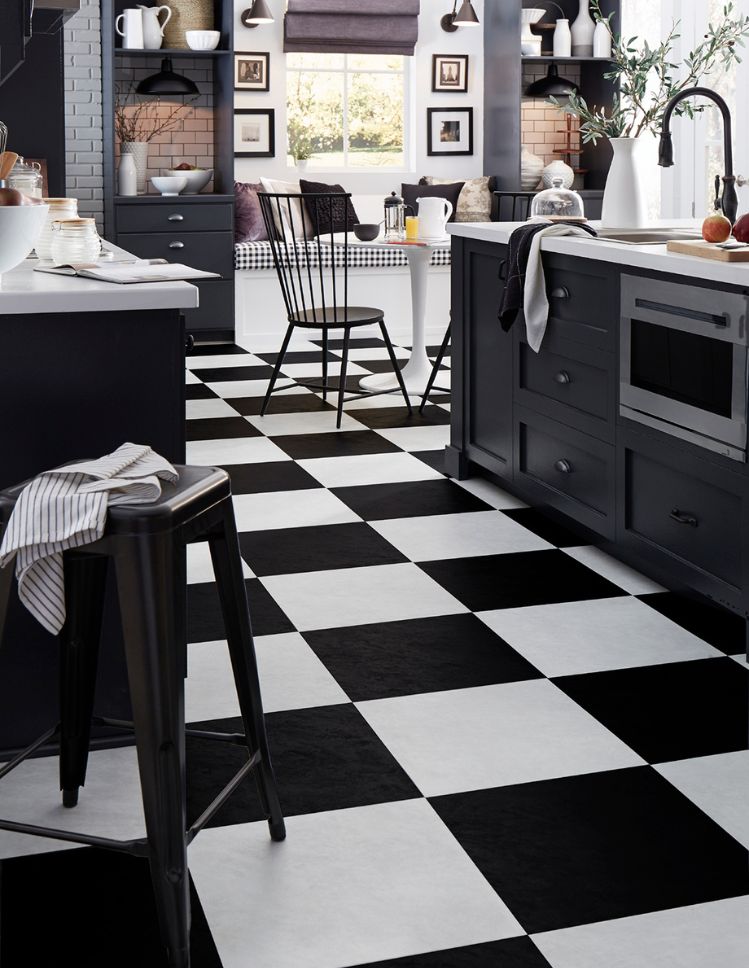 luxury vinyl tile flooring in a Oregon kithen